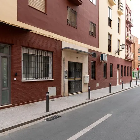 Holi-rent Trastamara Apartament Sewilla